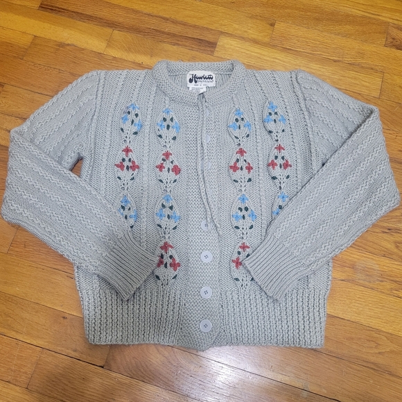 Hewlett Knitting Mills Sweaters - Hewlett | 70s Vintage Wool Blend Gray Floral Cardigan